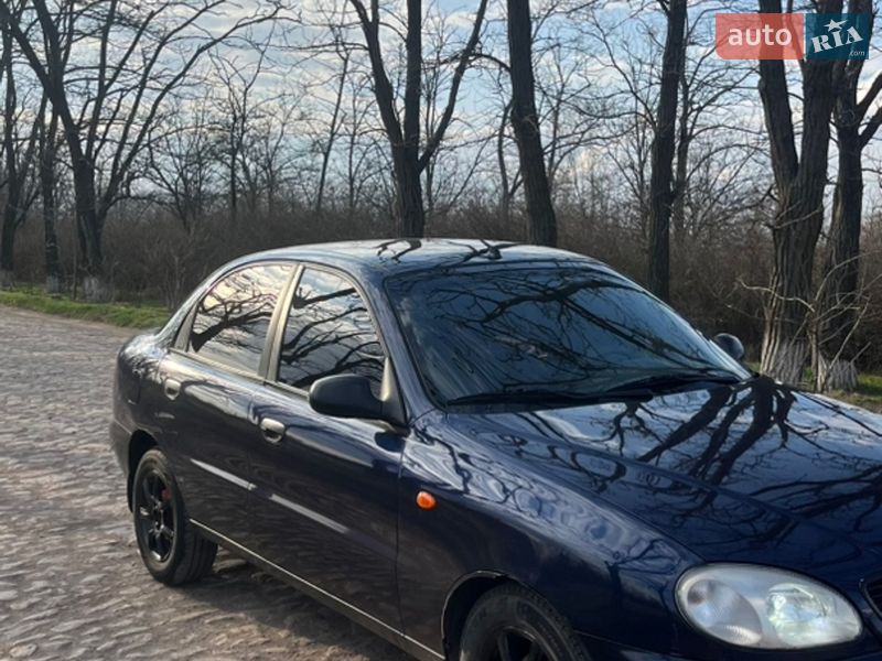 Седан Daewoo Lanos 2004 в Казанці
