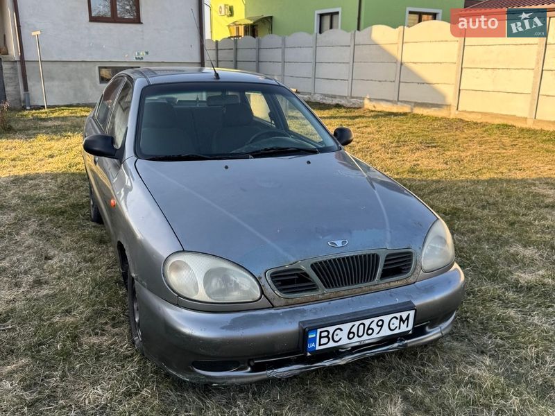 Седан Daewoo Lanos 2008 в Жовкві