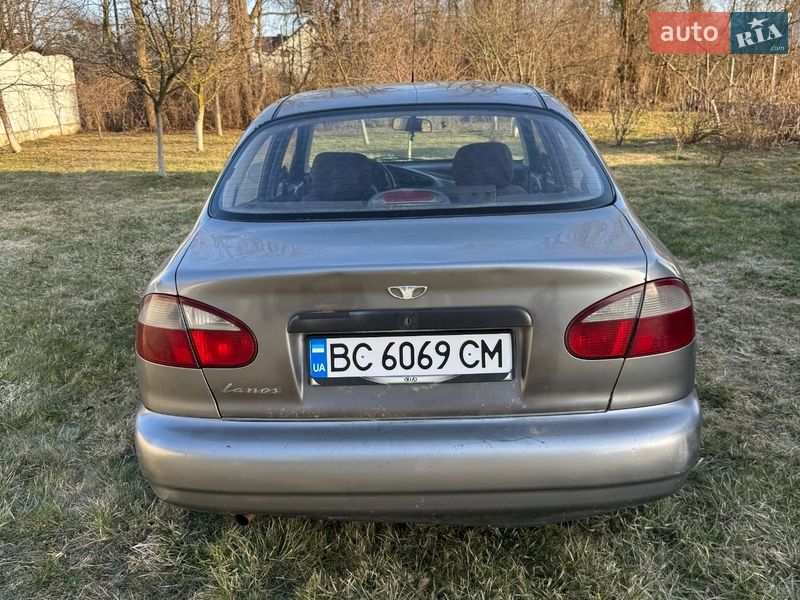Седан Daewoo Lanos 2008 в Жовкві