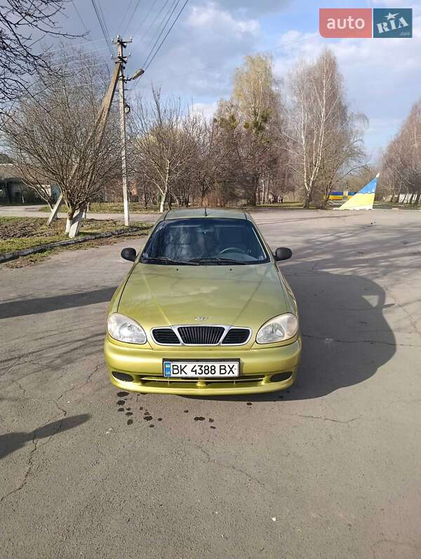 Седан Daewoo Lanos 2007 в Остроге
