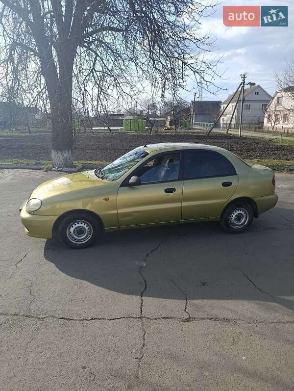 Седан Daewoo Lanos 2007 в Остроге