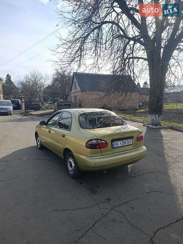Седан Daewoo Lanos 2007 в Остроге