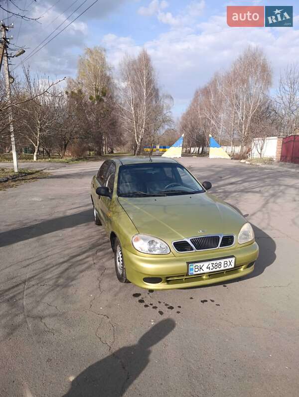 Седан Daewoo Lanos 2007 в Остроге