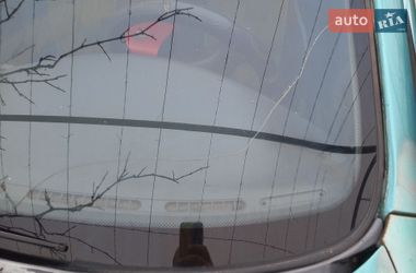 Седан Daewoo Lanos 1998 в Ужгороде