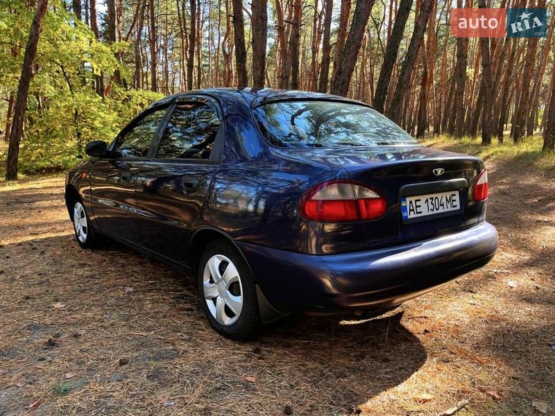 Седан Daewoo Lanos 2003 в Мукачево