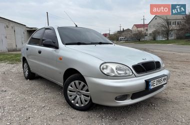 Седан Daewoo Lanos 2004 в Синельниковому