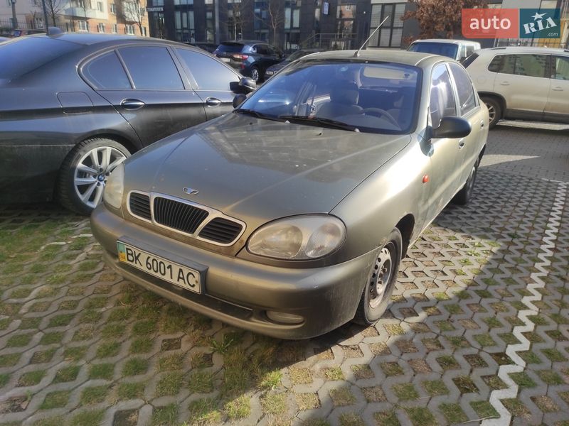 Седан Daewoo Lanos 2006 в Ровно
