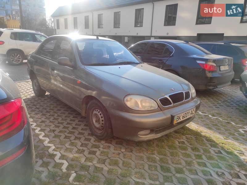 Седан Daewoo Lanos 2006 в Ровно