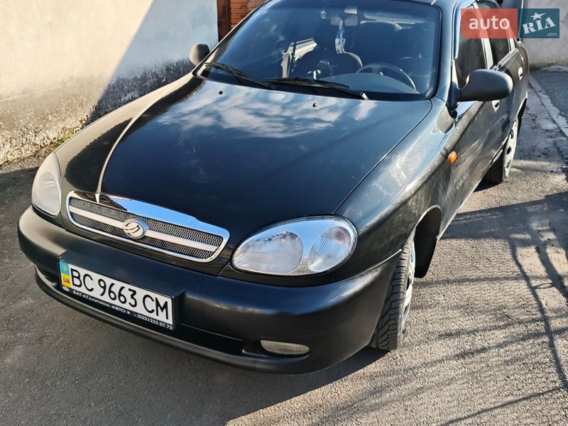 Седан Daewoo Lanos 2010 в Городке