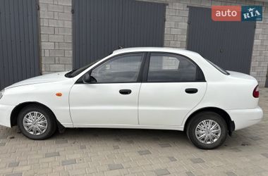 Седан Daewoo Lanos 2008 в Березному