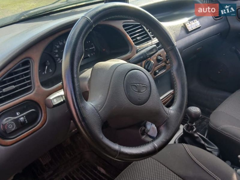 Седан Daewoo Lanos 2006 в Свессе