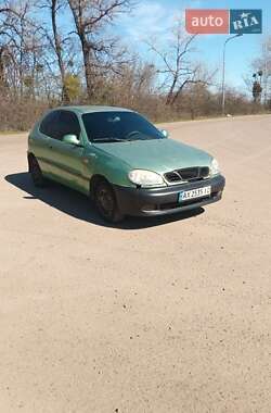 Хетчбек Daewoo Lanos 1999 в Харкові