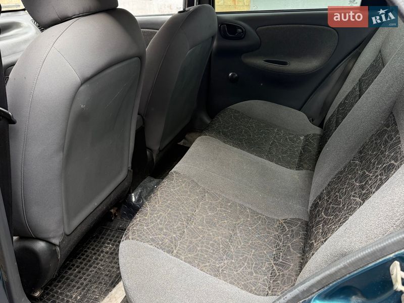 Седан Daewoo Lanos 2006 в Киеве