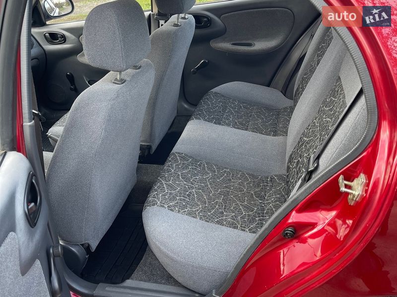 Седан Daewoo Lanos 2005 в Запорожье