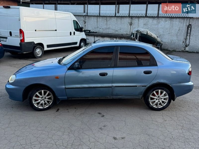 Седан Daewoo Lanos 2008 в Рівному