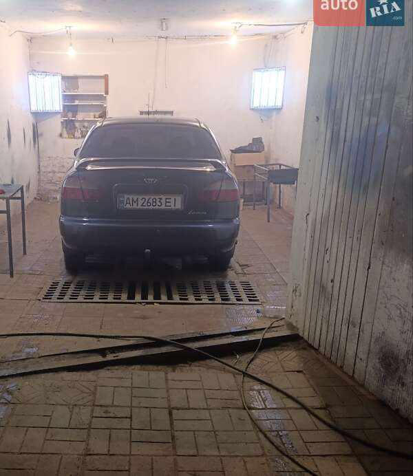 Седан Daewoo Lanos 1998 в Житомире