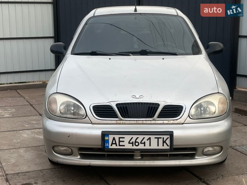 Седан Daewoo Lanos 2004 в Кривом Роге