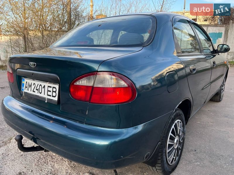 Седан Daewoo Lanos 2003 в Житомирі