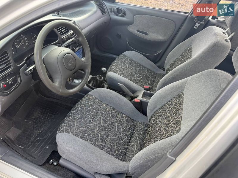 Седан Daewoo Lanos 2004 в Кременчуге