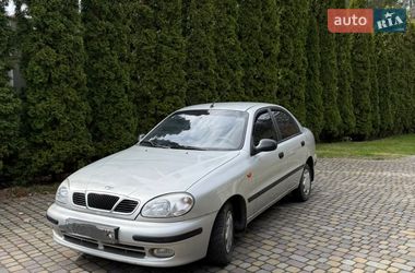 Седан Daewoo Lanos 2002 в Києві