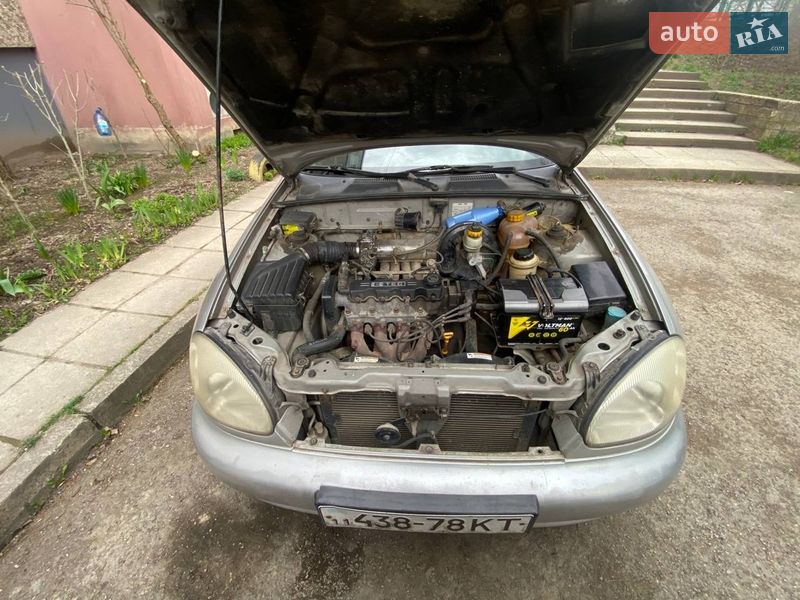 Седан Daewoo Lanos 2003 в Івано-Франківську