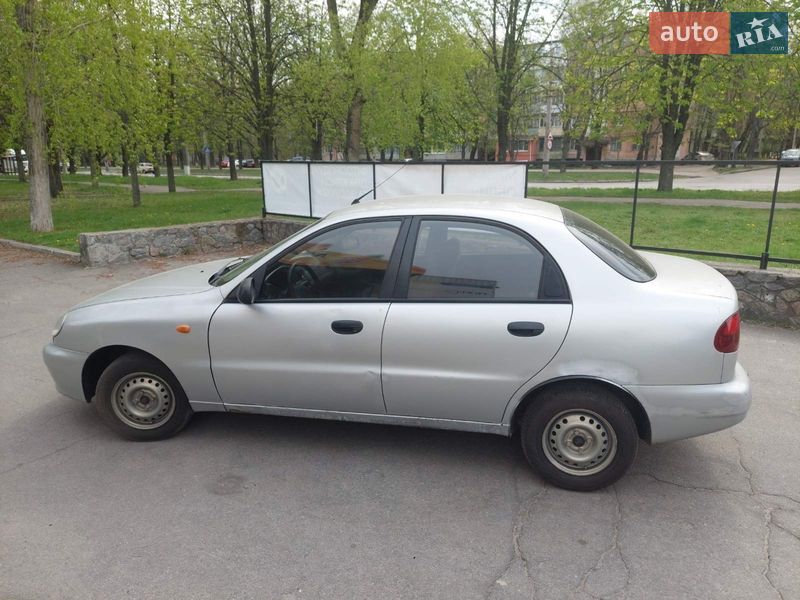 Седан Daewoo Lanos 2003 в Кременчуге