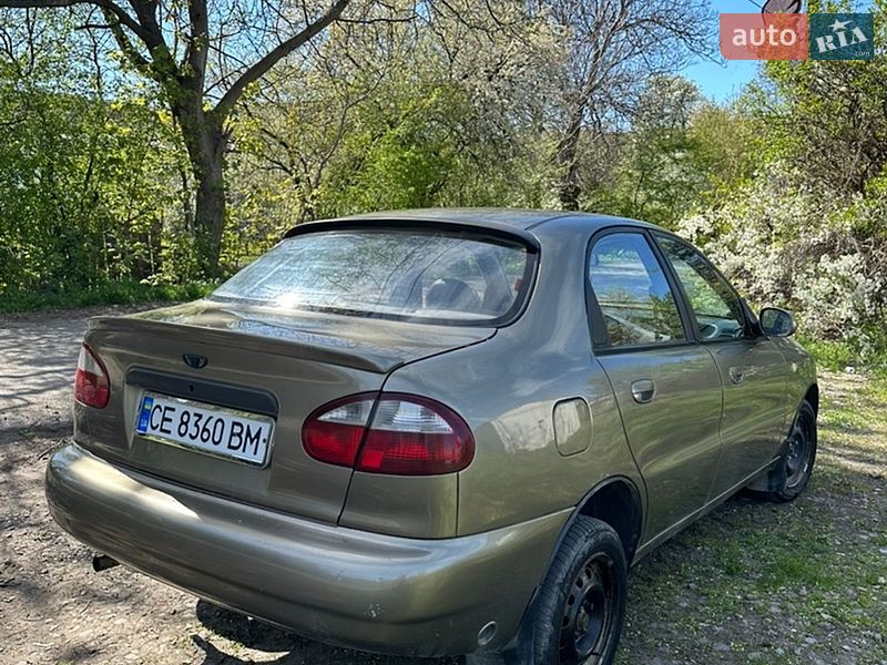 Седан Daewoo Lanos 2004 в Черновцах