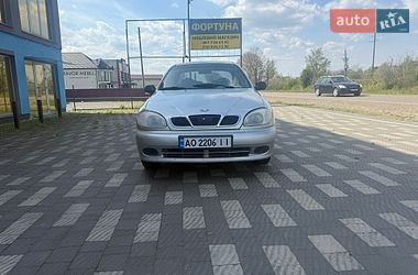 Седан Daewoo Lanos 2000 в Тячеве