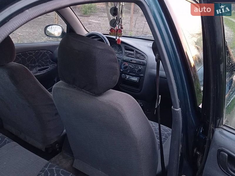 Седан Daewoo Lanos 2003 в Хмельницькому