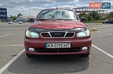 Седан Daewoo Lanos 2004 в Киеве
