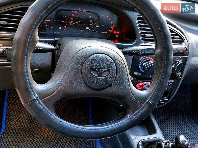 Седан Daewoo Lanos 2004 в Тростянці