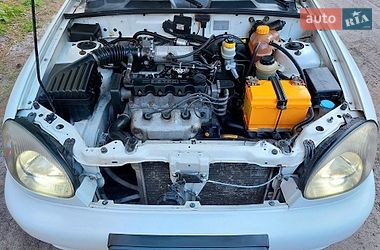 Седан Daewoo Lanos 2004 в Тростянці