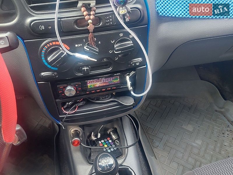 Седан Daewoo Lanos 2004 в Чернигове