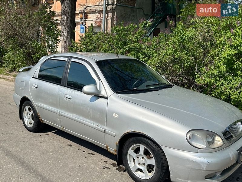 Седан Daewoo Lanos 2004 в Харькове