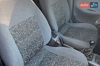 Седан Daewoo Lanos 2005 в Дніпрі