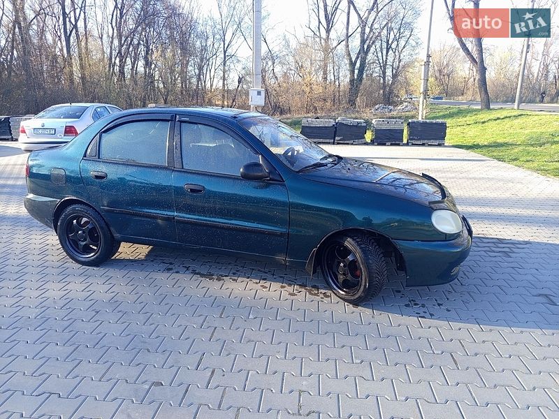 Седан Daewoo Lanos 1998 в Дрогобыче