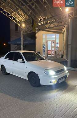 Седан Daewoo Lanos 1998 в Запорожье
