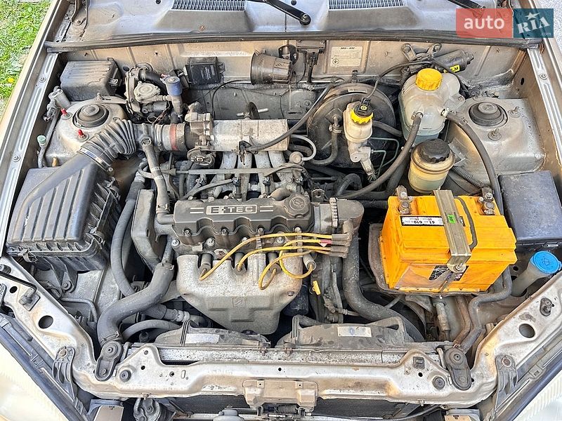 Седан Daewoo Lanos 2004 в Киеве