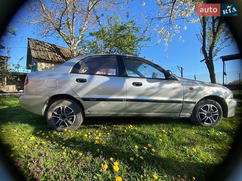 Седан Daewoo Lanos 2005 в Ізяславі