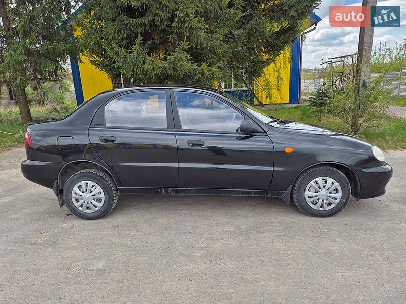 Седан Daewoo Lanos 2008 в Рівному