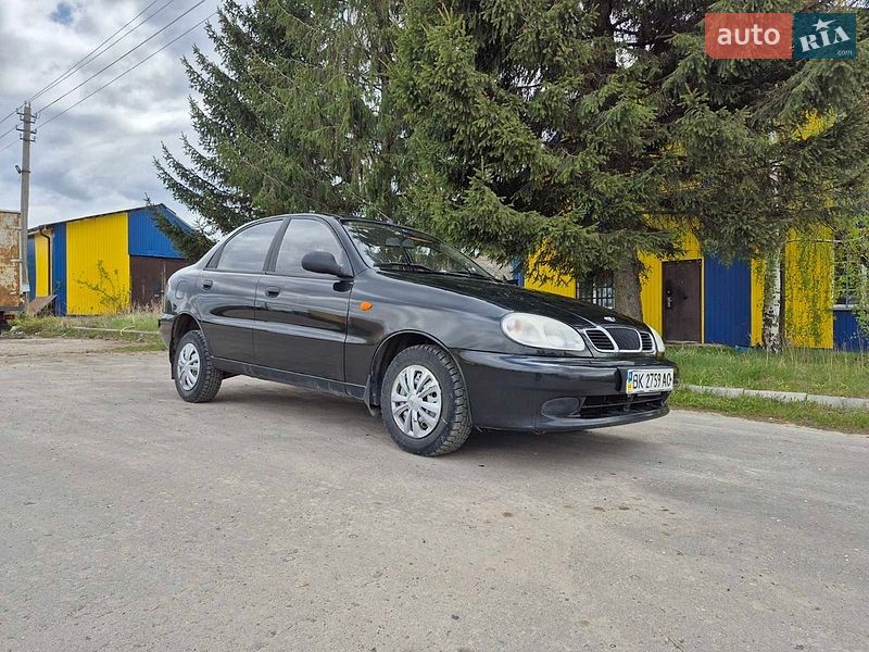Седан Daewoo Lanos 2008 в Рівному