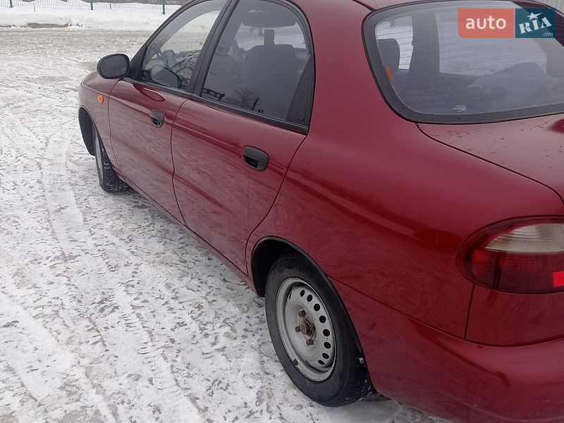 Седан Daewoo Lanos 2006 в Новому Розділі