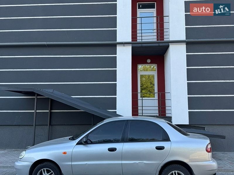 Седан Daewoo Lanos 2008 в Києві