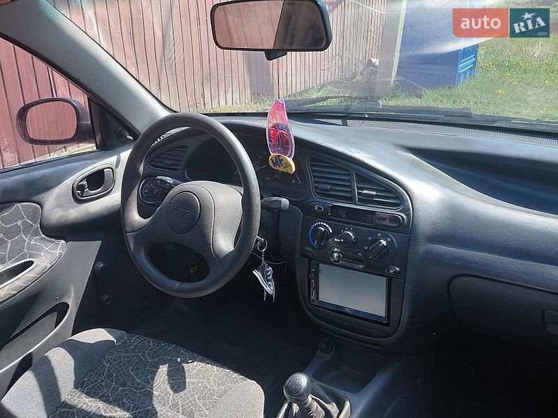 Седан Daewoo Lanos 2003 в Сумах