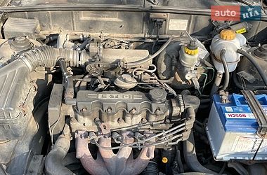 Седан Daewoo Lanos 2006 в Києві