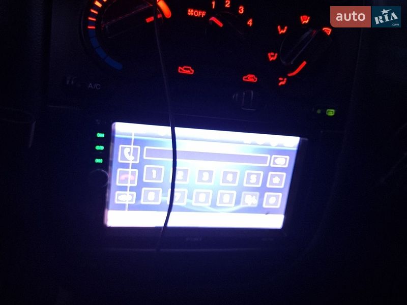 Седан Daewoo Lanos 2001 в Полтаве