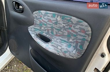 Седан Daewoo Lanos 2000 в Дніпрі