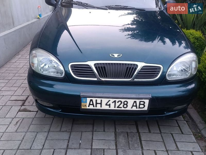 Седан Daewoo Lanos 2004 в Дніпрі