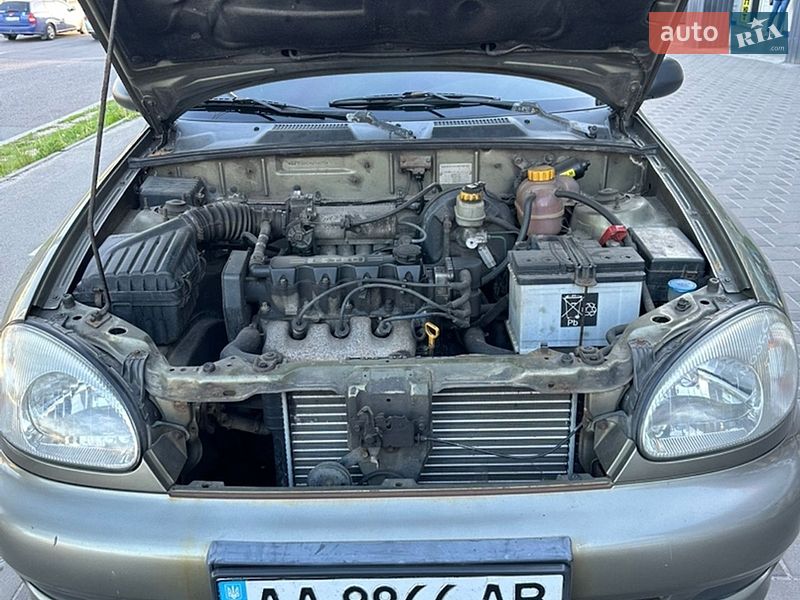 Седан Daewoo Lanos 2004 в Києві
