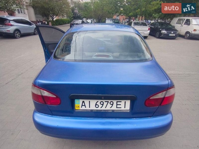 Седан Daewoo Lanos 2008 в Вишневому